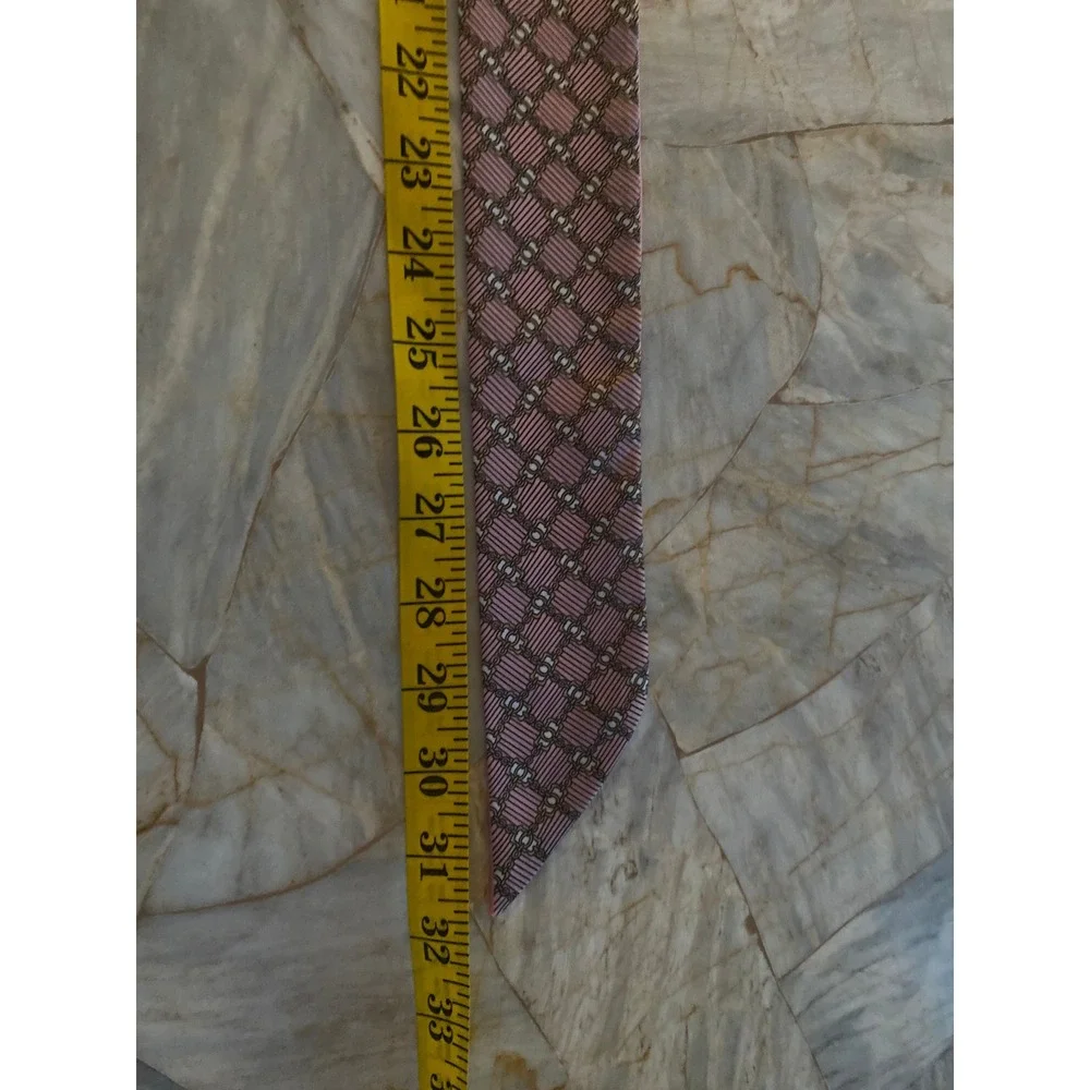 Pink Geometric Chain Link Silk Skinny Scarf Twilly‎ with Script Lettering